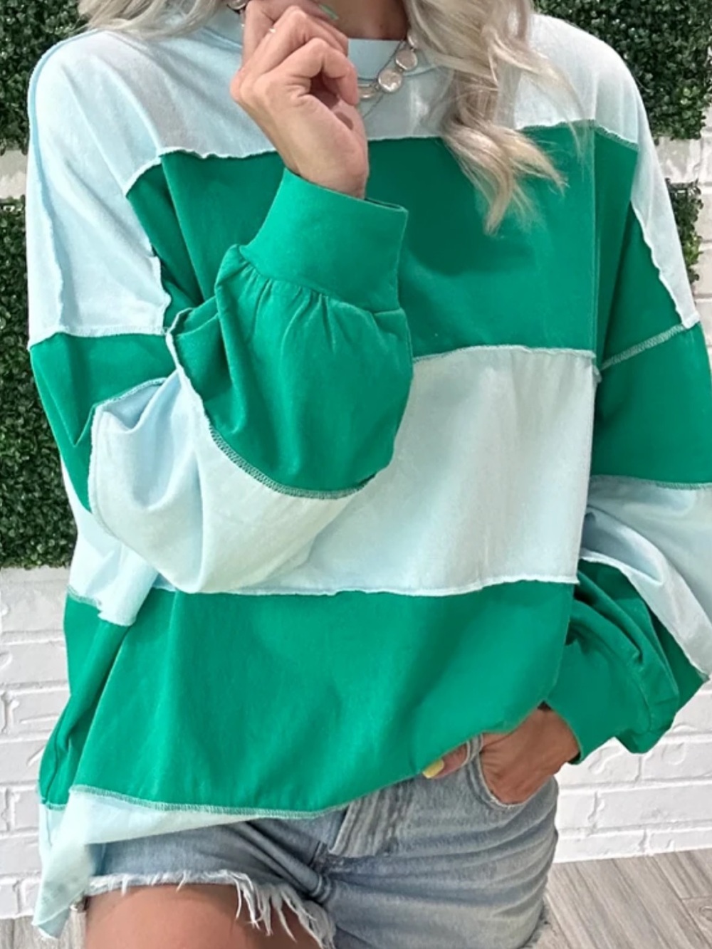 Women’s Green & Mint Colorblock Oversized Sweatshirt